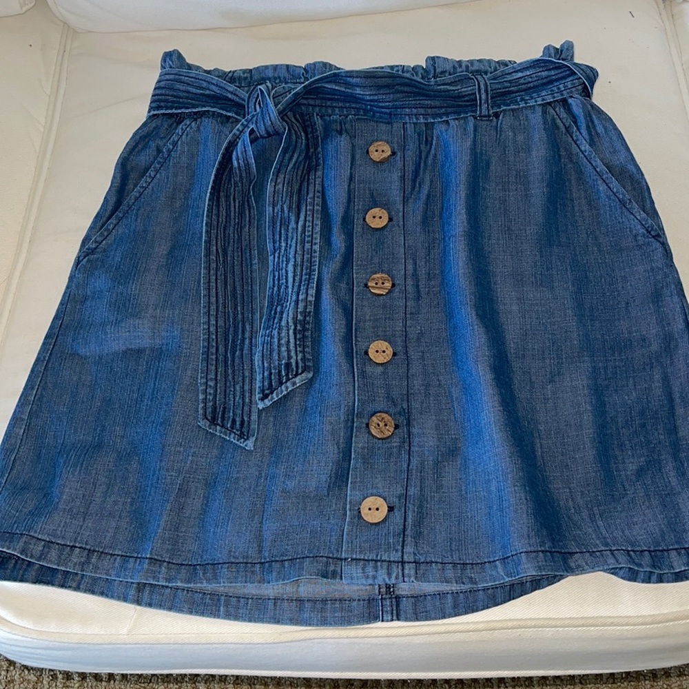 Jolt miniskirt size medium